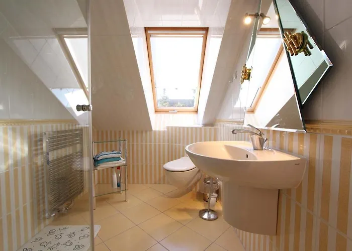 Appartement Haus Meisenweg 5 *
